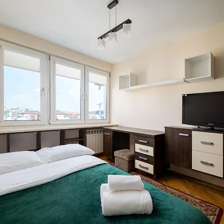 Apartman Solec Powisle Standard By Bookinghost